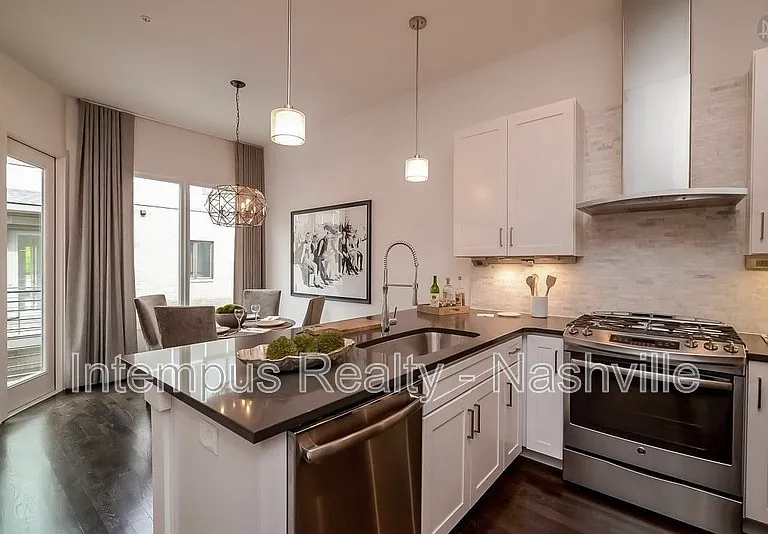 821 Melpark Ct — Photo 10