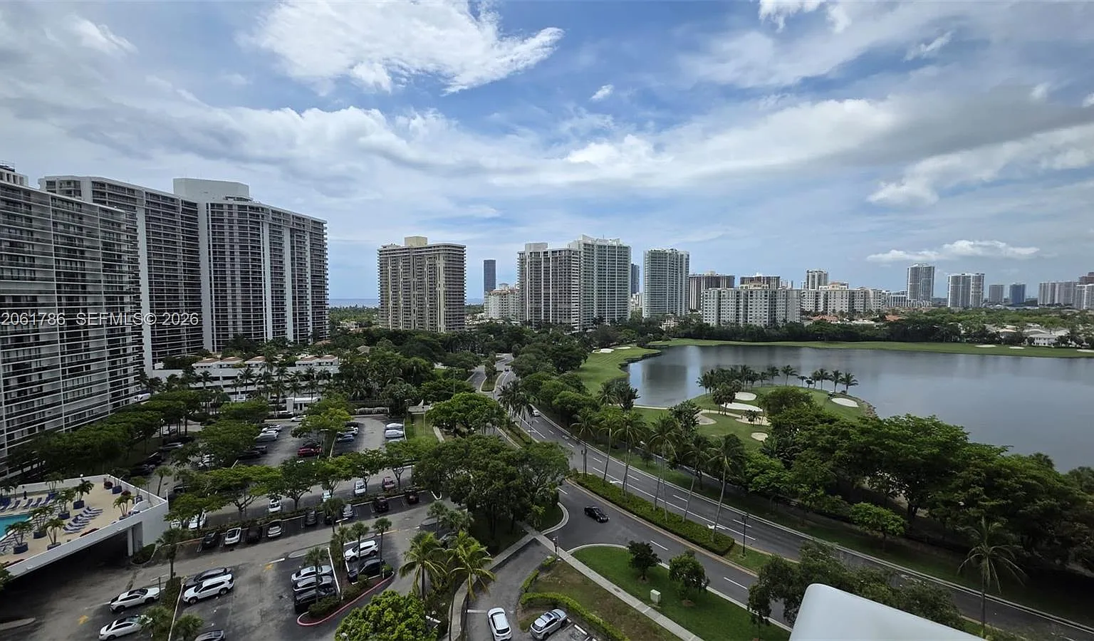 Aventura Eldorado Condo — Photo 1