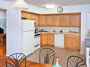 Easton North Apartments, Somerset, NJ 08873