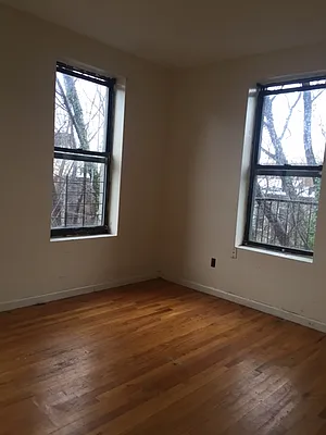 Rented by G2 Realty Group LLC | media 2