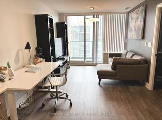 18 Uptown Dr Unit 903, Markham, ON L3R 5M5