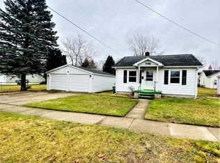 36424 Lenon St, Richmond, MI 48062