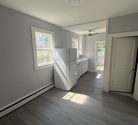 3rd image of 510 Market St #B