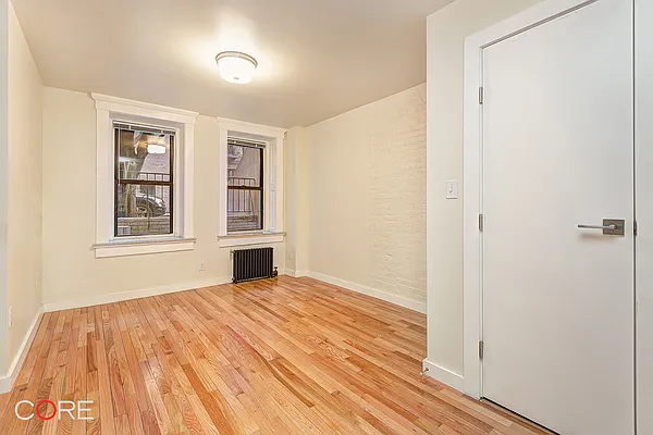 Rented by CORE | media 12