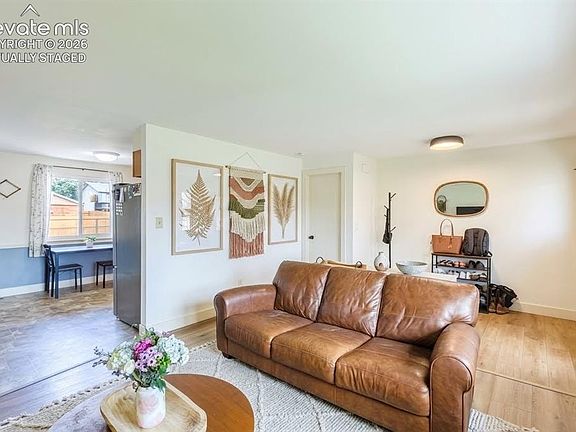 5th image of 803 Tia Juana St