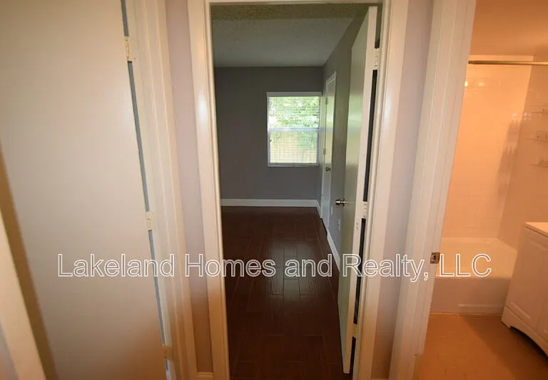 1005 S New York Ave #7 — Photo 8
