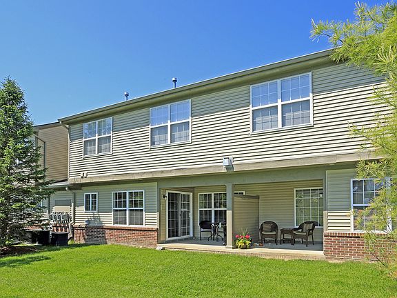 3rd image of 646 Napa Valley Dr #1
