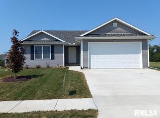 618 Rock Point Rd, Colona, IL 61241