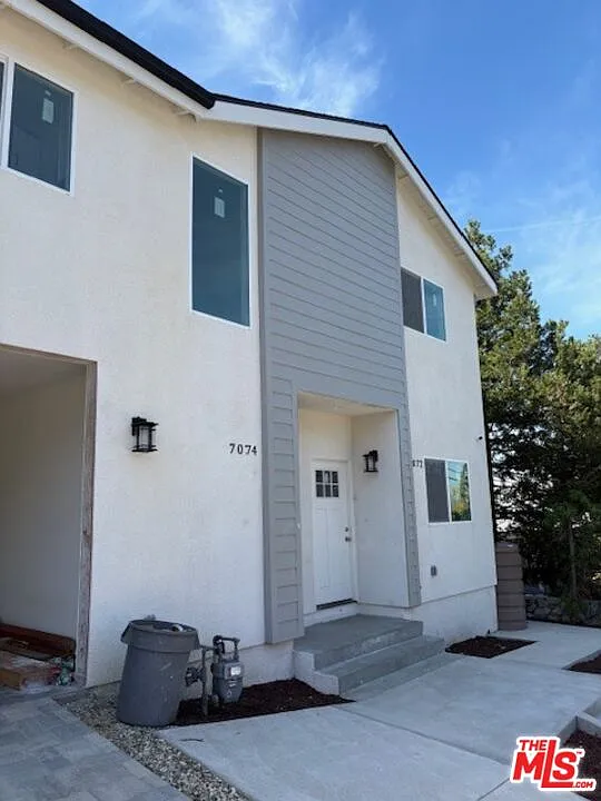 3 bed, 2.0 bath, $3,875 — Photo 3