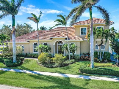 1048 Admiralty Ct, Marco Island, FL, 34145