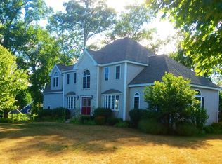 49 Cleversy Dr, Marlborough, MA 01752