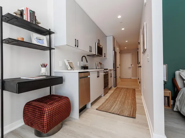 180 Morgan Street image 103 of 140