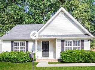 5425 Howard St, Charlotte, NC 28269