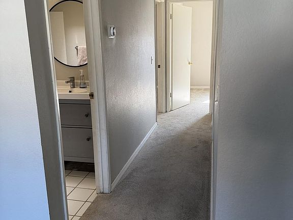 3rd image of 28795 Kimberly Ave