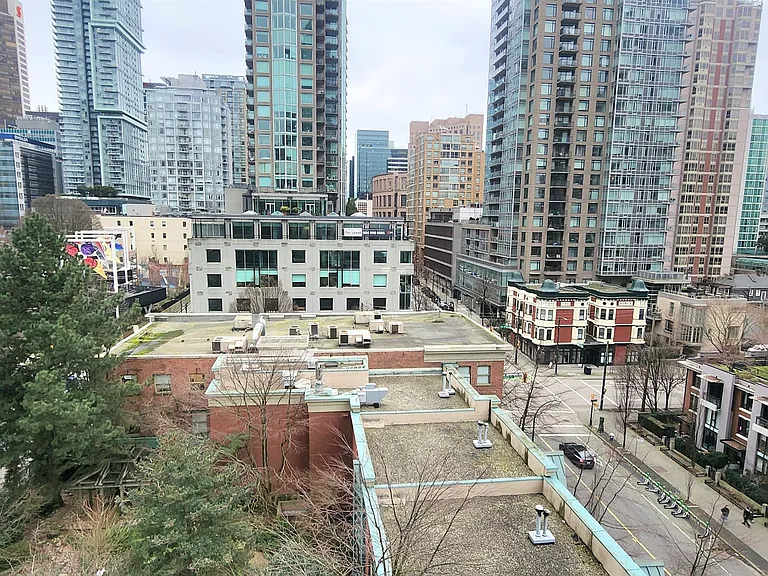 939 Homer St #1003 — Photo 8