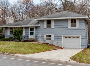 2410 Ford Rd, Minnetonka, MN 55305