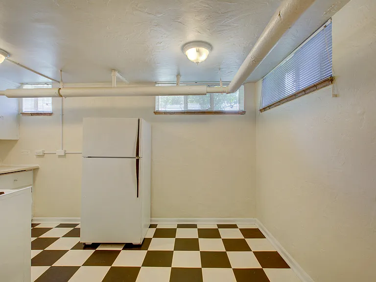 Elegante Apartments — Photo 13