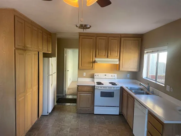 5543 Adobe Falls Rd Unit 13, San Diego, CA 92120