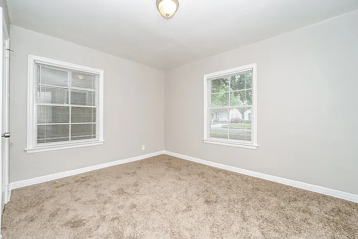 4859 Riverdale Rd — Photo 11