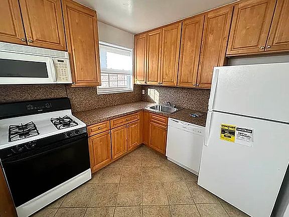 2nd image of 68-45 Cloverdale Blvd #2A