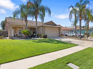 1929 N Auburn Ct, Visalia, CA 93292