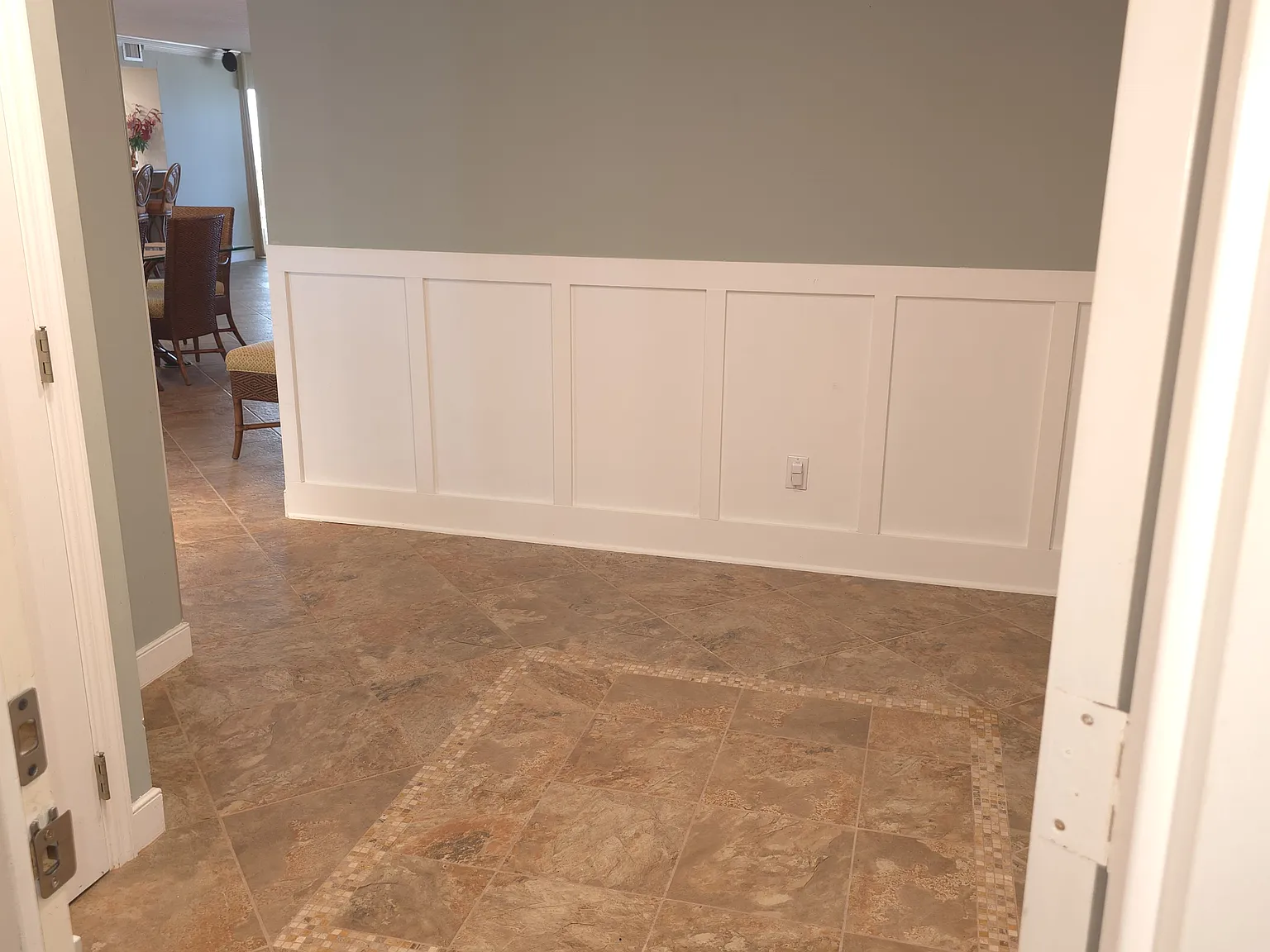 3 bed, 2492 sqft, $6,000 — Photo 3