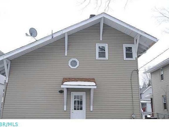 2nd image of 108 Linden Ave
