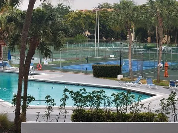 3801 ENVIRON Boulevard #214, Lauderhill, FL 33319