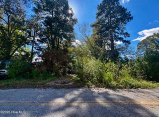 1401 Mewborn Ave, Kinston, NC 28501