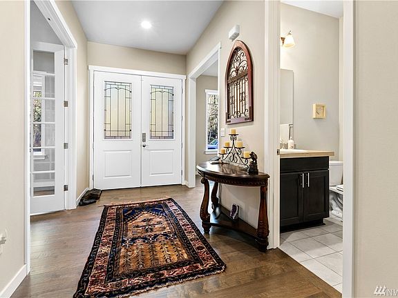 4th image of 15421 NE Woodland Pl #12