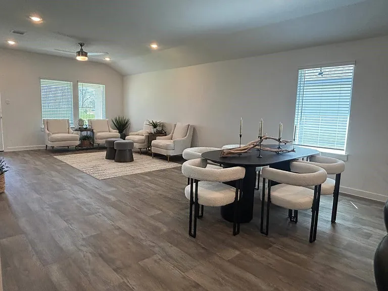 1527 Cinque Terre Way — Photo 3