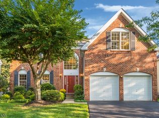 42 Watchung Dr, Basking Ridge, NJ 07920