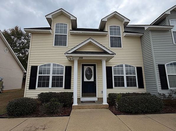 174 Williamsburg Ave