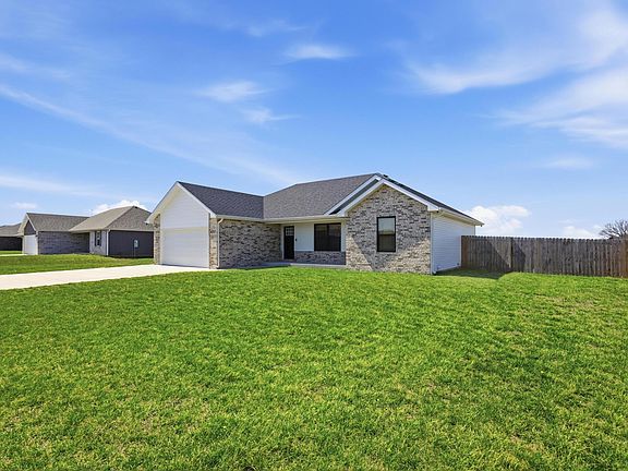 3rd image of 4717 S 124th Road