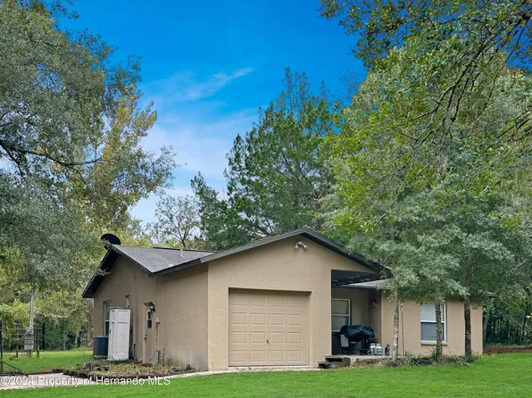 26074 Willow St, Brooksville, FL 34601