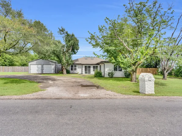 315 Burney Ln, Red Oak, TX 75154