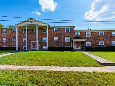 7400 Six Mile Ln, Louisville, KY, 40220
