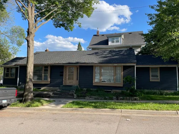 1064 Lawson Ave E, Saint Paul, MN 55106