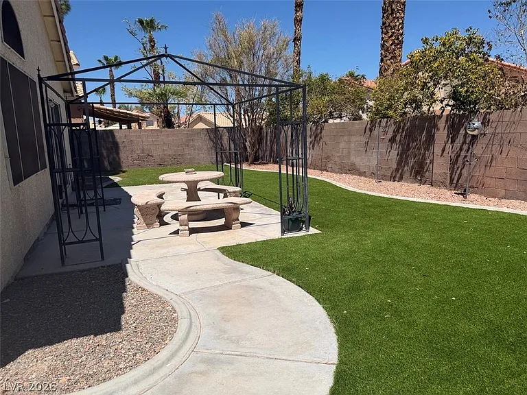 4478 Ruenda Ct — Photo 23