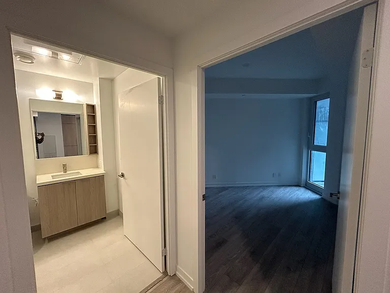 2020 Bathurst St #1201 — Photo 17
