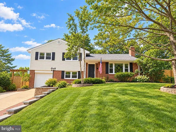 6012 Loretto St, Springfield, VA 22150