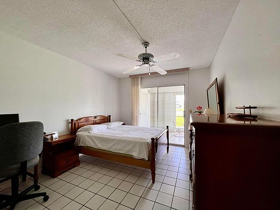 4th image of 151 Wellington H