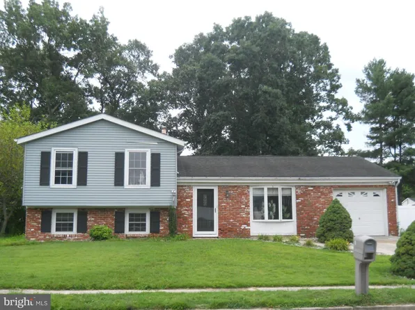 6 Hercules Ct, Sewell, NJ 08080
