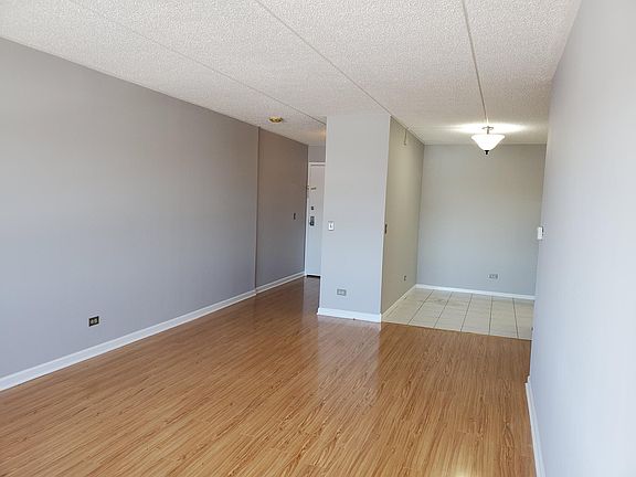 Dining space (and entry)