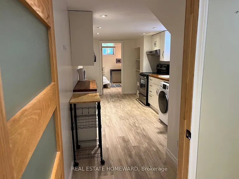 115 Porchester Dr #BASEMENT — Photo 10