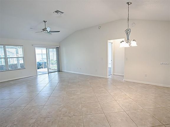 3rd image of 17227 SE 94th Coults Cir