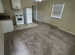 502 E Washington St APT 7, Clinton, IL 61727