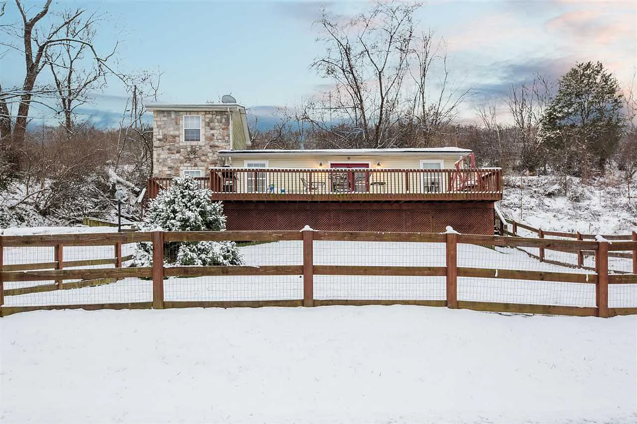 103 River Rd photo 1