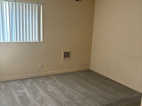 4th image of 1661 Bayview Heights Dr Unit 6