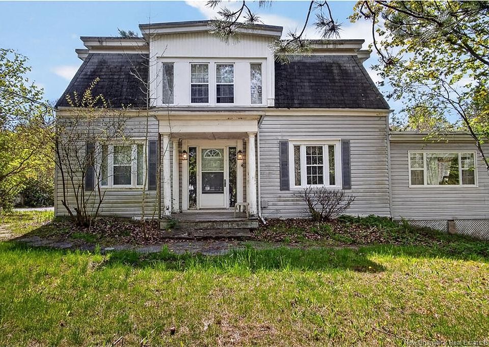 1st image of 26 Hampton Rd